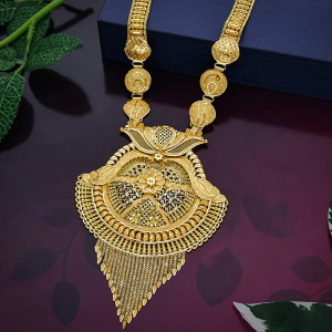 Intricate Filigree Gold Statement Necklace-NKSS5599 SU2E83