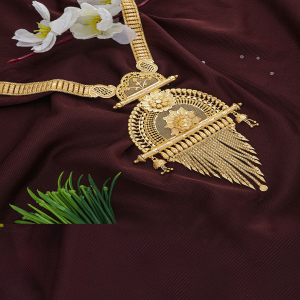 Breezy Gold Necklace