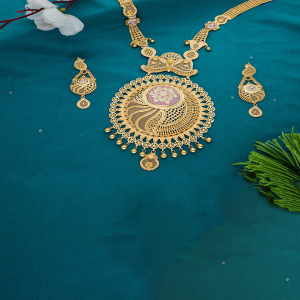 Sunflower Splendor Necklace