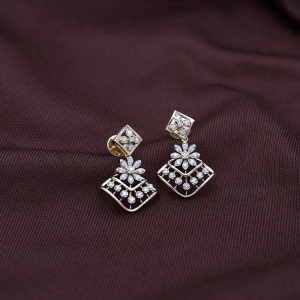 Elegant Floral Geometric Diamond Drop Earrings in 18K Gold - DERR4231SU2E56
