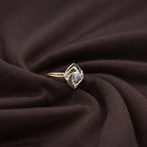 Geometric Diamond Ring for Women | DLRG3696SU2ECA