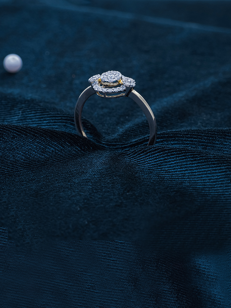 Crystal Halo Diamond Ring-1060010715416S370KR103587 - Image 2