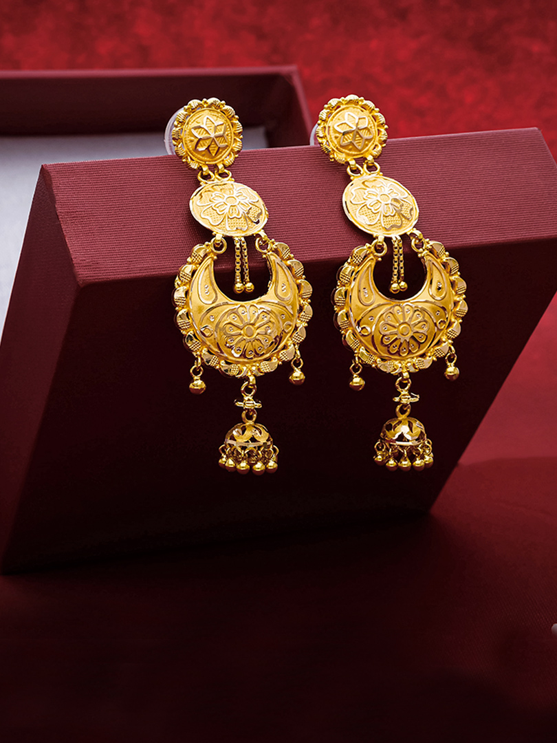 Lustrous Embrace Earrings - Image 2
